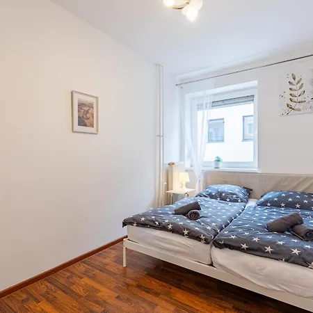 Cityserenity Rustic Apartment
