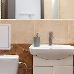 Cityserenity Rustic شقة *