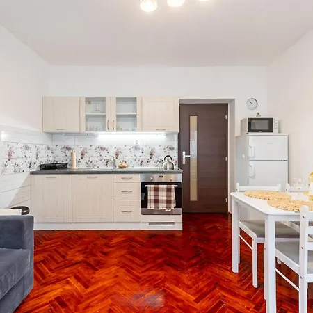 Cityserenity Rustic * براتسيلافا